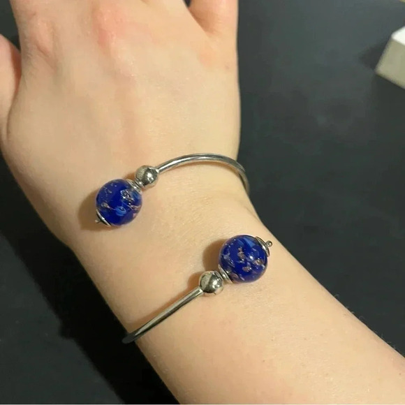 Spring Wrap Bracelet Blue Charms Silver Color - Picture 1 of 5